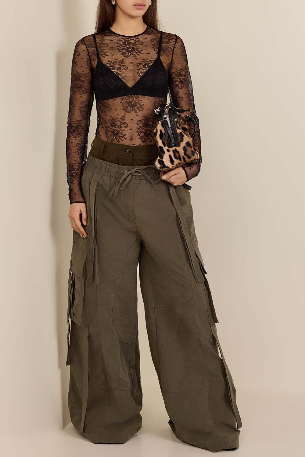 בגד גוף תחרה